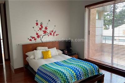 Casa de 4 alcobas en venta en Brantevilla Sotileza, Bogotá, 380 m² · foto 2 de 5