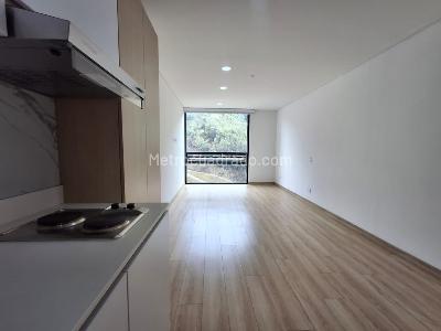 Apartaestudio en venta en Bosque De Pinos, Bogotá, 28 m² · foto 2 de 19