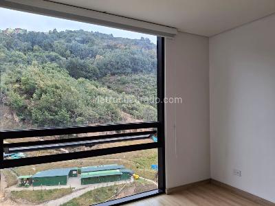 Apartaestudio en venta en Bosque De Pinos, Bogotá, 28 m² · foto 3 de 19