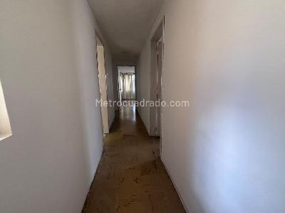 Apartamento en venta en Eduardo Santos, Bogotá · foto 10 de 19