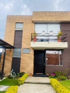 Casa de 3 alcobas en arriendo en Condominio Piedra Real, Cajicá, 153 m² · foto 2 de 20