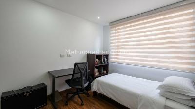 Apartamento de 2 alcobas en venta en Santa Barbara Central, Bogotá, 82 m² · foto 10 de 13
