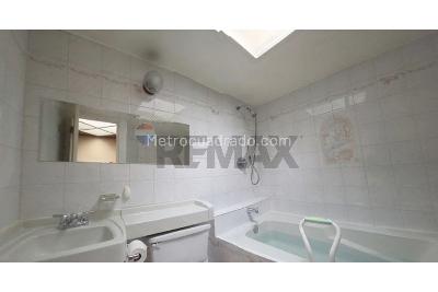 Casa de 5 alcobas en venta en Niza, Bogotá, 228 m² · foto 19 de 20