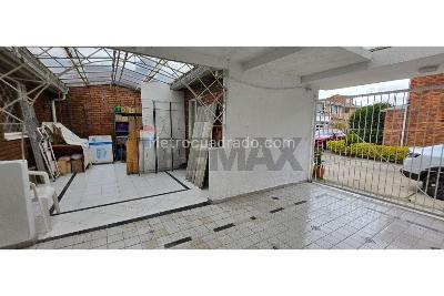 Casa de 5 alcobas en venta en Niza, Bogotá, 228 m² · foto 3 de 20