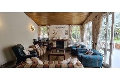 Casa de 5 alcobas en venta en Niza, Bogotá, 228 m² · foto 4 de 20