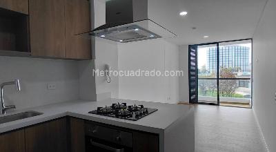 Apartamento de 3 alcobas en venta en Ciudad La Salle, Bogotá, 50 m² · foto 2 de 20