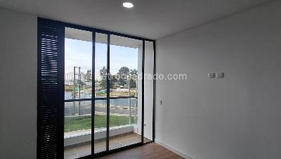 Apartamento de 3 alcobas en venta en Ciudad La Salle, Bogotá, 50 m² · foto 3 de 20