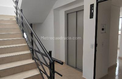Apartamento de 2 alcobas en venta en Prado Veraniego, Bogotá, 50 m² · foto 11 de 14