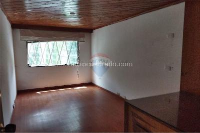 Casa de 5 alcobas en arriendo en Las Margaritas, Bogotá, 280 m² · foto 14 de 20