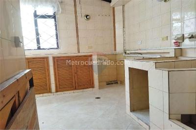 Casa de 5 alcobas en arriendo en Las Margaritas, Bogotá, 280 m² · foto 9 de 20