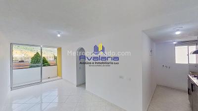 Apartamento de 3 alcobas en venta en Villa Del Sol, Bello, 49 m² · foto 4 de 17