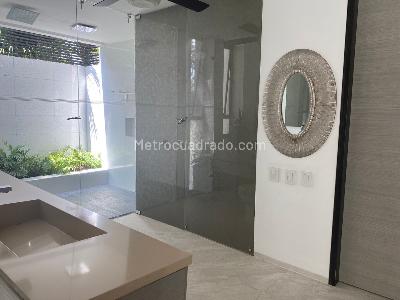 Casa de 5 alcobas en venta en Cn Campestre El Peñon, Girardot, 500 m² · foto 4 de 20