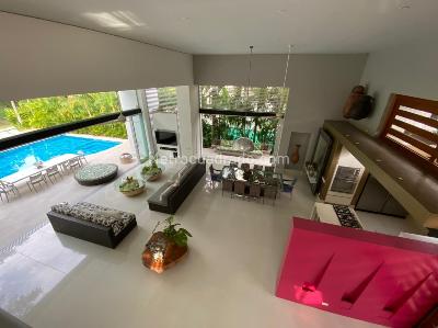 Casa de 4 alcobas en venta en Cn Campestre El Peñón, Girardot, 345 m² · foto 4 de 11