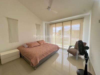 Casa de 5 alcobas en venta en Condominio Campestre El Peñón, Girardot, 290 m² · foto 13 de 20