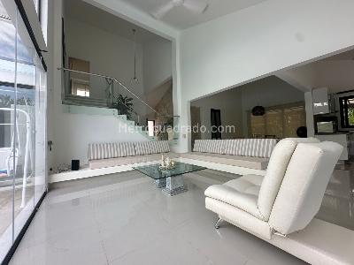 Casa de 5 alcobas en venta en Condominio Campestre El Peñón, Girardot, 290 m² · foto 7 de 20