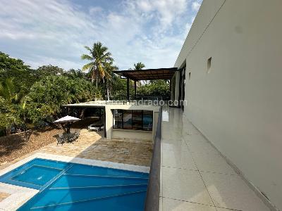 Casa de 5 alcobas en venta en Cn Campestre El Peñón, Girardot, 400 m² · foto 6 de 20