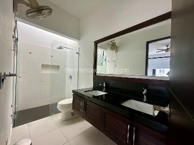 Casa de 5 alcobas en venta en Cn Campestre El Peñón, Girardot, 500 m² · foto 14 de 16