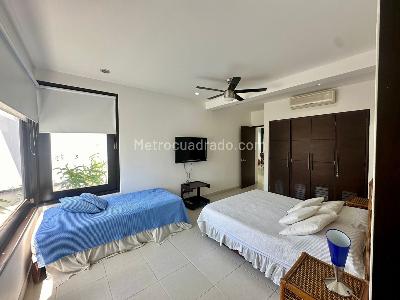 Casa de 5 alcobas en venta en Cn Campestre El Peñón, Girardot, 500 m² · foto 9 de 16