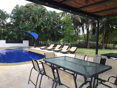 Casa de 5 alcobas en venta en Cn Campestre El Peñón, Girardot, 700 m² · foto 5 de 15