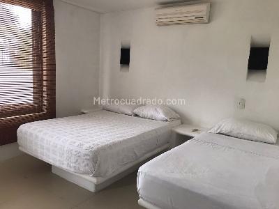 Casa de 5 alcobas en venta en Cn Campestre El Peñón, Girardot, 500 m² · foto 18 de 20