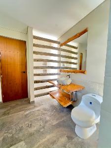 Casa de 5 alcobas en venta en Cn Campestre El Peñón, Girardot, 500 m² · foto 2 de 20