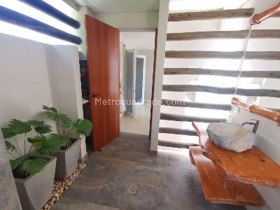 Casa de 5 alcobas en venta en Cn Campestre El Peñón, Girardot, 500 m² · foto 4 de 20