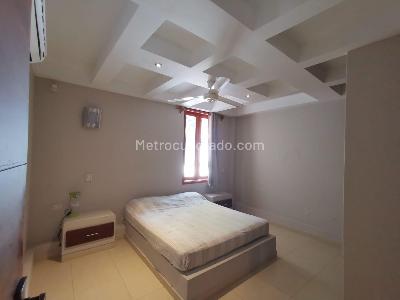 Casa de 5 alcobas en venta en Cn Campestre El Peñón, Girardot, 500 m² · foto 5 de 20
