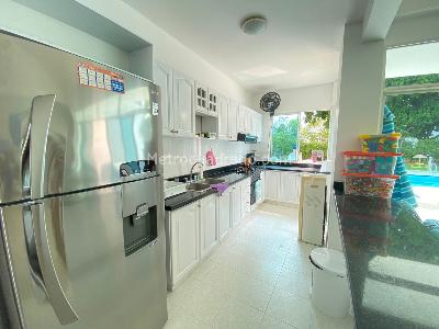 Casa de 4 alcobas en venta en Cn Campestre El Peñón, Girardot, 500 m² · foto 10 de 14