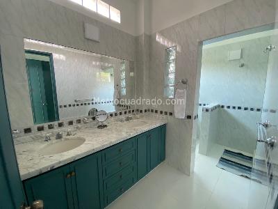 Casa de 4 alcobas en venta en Cn Campestre El Peñón, Girardot, 500 m² · foto 12 de 14