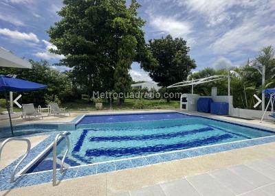 Casa de 4 alcobas en venta en Cn Campestre El Peñon, Girardot, 500 m² · foto 15 de 20