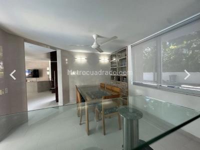 Casa de 5 alcobas en venta en Condominio Campestre El Peñon, Girardot, 700 m² · foto 2 de 18