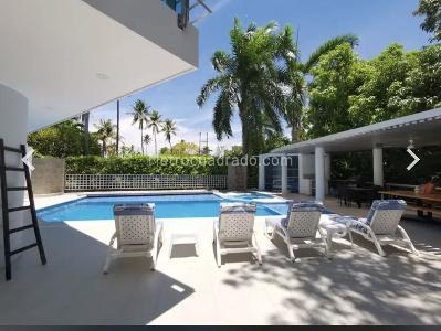 Casa de 5 alcobas en venta en Condominio Campestre El Peñon, Girardot, 300 m² · foto 6 de 20