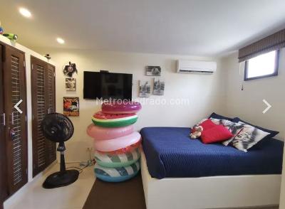 Casa de 4 alcobas en venta en Condominio Campestre El Peñon, Girardot, 560 m² · foto 16 de 20