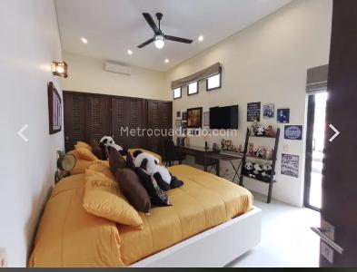 Casa de 4 alcobas en venta en Condominio Campestre El Peñon, Girardot, 560 m² · foto 19 de 20