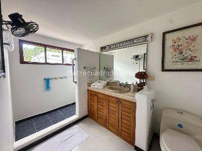 Casa de 4 alcobas en venta en Condominio Campestre El Peñón, Girardot, 250 m² · foto 14 de 19