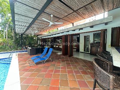 Casa de 4 alcobas en venta en Condominio Campestre El Peñón, Girardot, 250 m² · foto 7 de 19