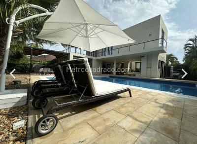 Casa de 5 alcobas en venta en Condominio Campestre El Peñon, Girardot, 600 m² · foto 14 de 14