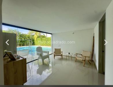 Casa de 5 alcobas en venta en Condominio Campestre El Peñon, Girardot, 525 m² · foto 12 de 20