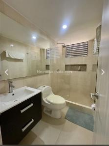 Casa de 5 alcobas en venta en Condominio Campestre El Peñon, Girardot, 525 m² · foto 17 de 20