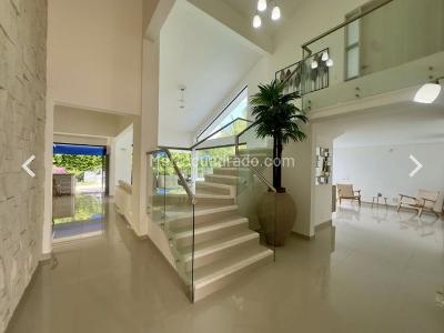 Casa de 5 alcobas en venta en Condominio Campestre El Peñon, Girardot, 525 m² · foto 18 de 20