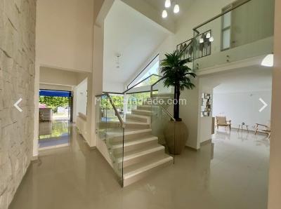 Casa de 5 alcobas en venta en Condominio Campestre El Peñon, Girardot, 500 m² · foto 7 de 20