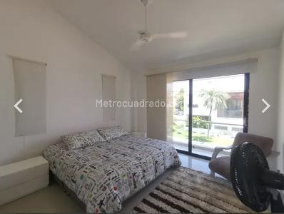 Casa de 5 alcobas en venta en Cn Campestre El Penon Sc Ii, Girardot, 240 m² · foto 15 de 20