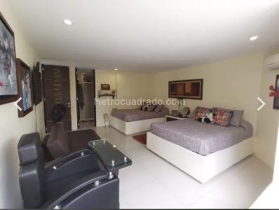Casa de 4 alcobas en venta en Cn Campestre El Penon Sc Ii, Girardot, 560 m² · foto 12 de 20
