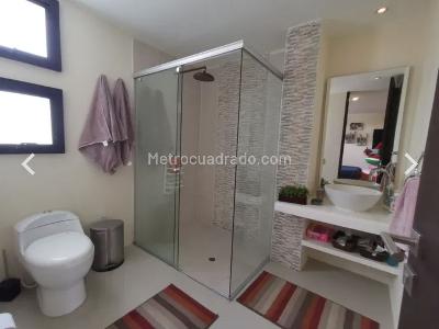 Casa de 4 alcobas en venta en Cn Campestre El Penon Sc Ii, Girardot, 560 m² · foto 16 de 20