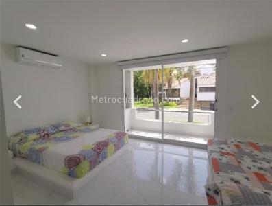 Casa de 5 alcobas en venta en Condominio Campestre El Peñon, Girardot, 400 m² · foto 7 de 20