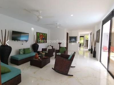 Casa de 5 alcobas en venta en Condominio Campestre El Peñon, Girardot, 280 m² · foto 13 de 20