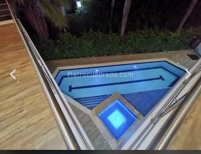 Casa de 5 alcobas en venta en Condominio Campestre El Peñon, Girardot, 280 m² · foto 19 de 20