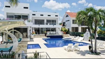 Casa de 5 alcobas en venta en Condominio Campestre El Peñon, Girardot, 400 m² · foto 10 de 20