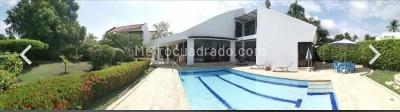 Casa de 4 alcobas en venta en Condominio Campestre El Peñon, Girardot, 186 m² · foto 3 de 17