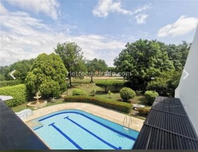 Casa de 4 alcobas en venta en Condominio Campestre El Peñon, Girardot, 186 m² · foto 5 de 17